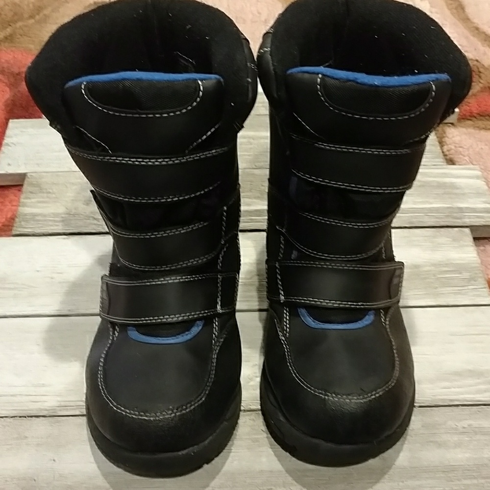 Snow Boots